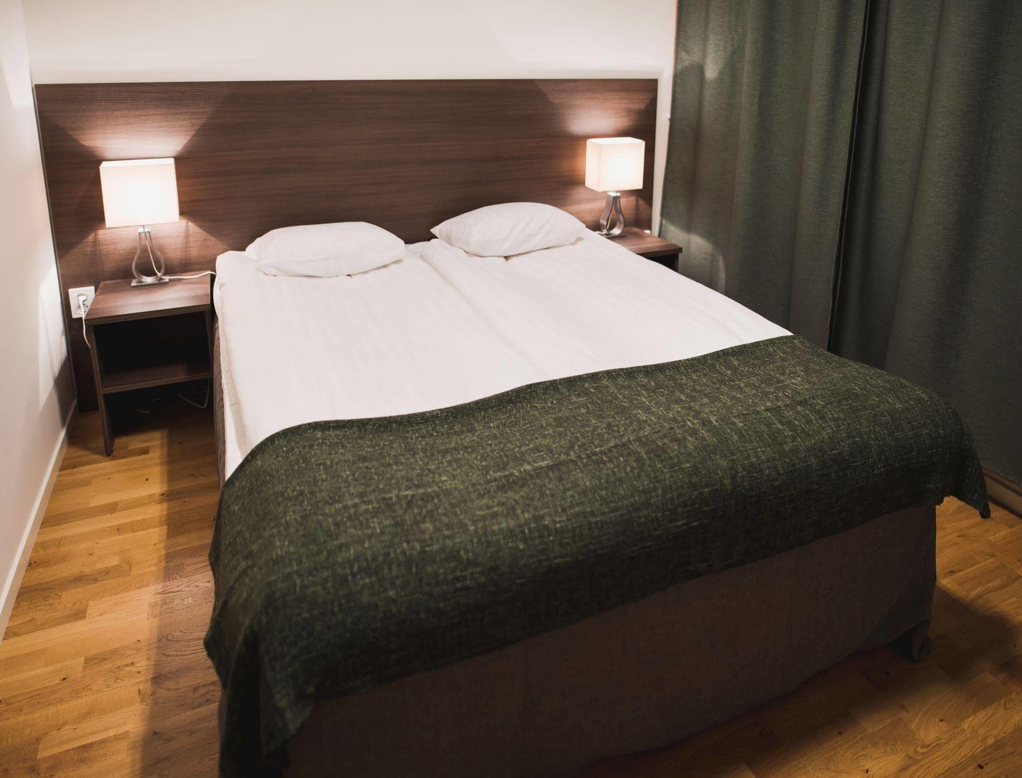 Xtra Kista Hotel 2*